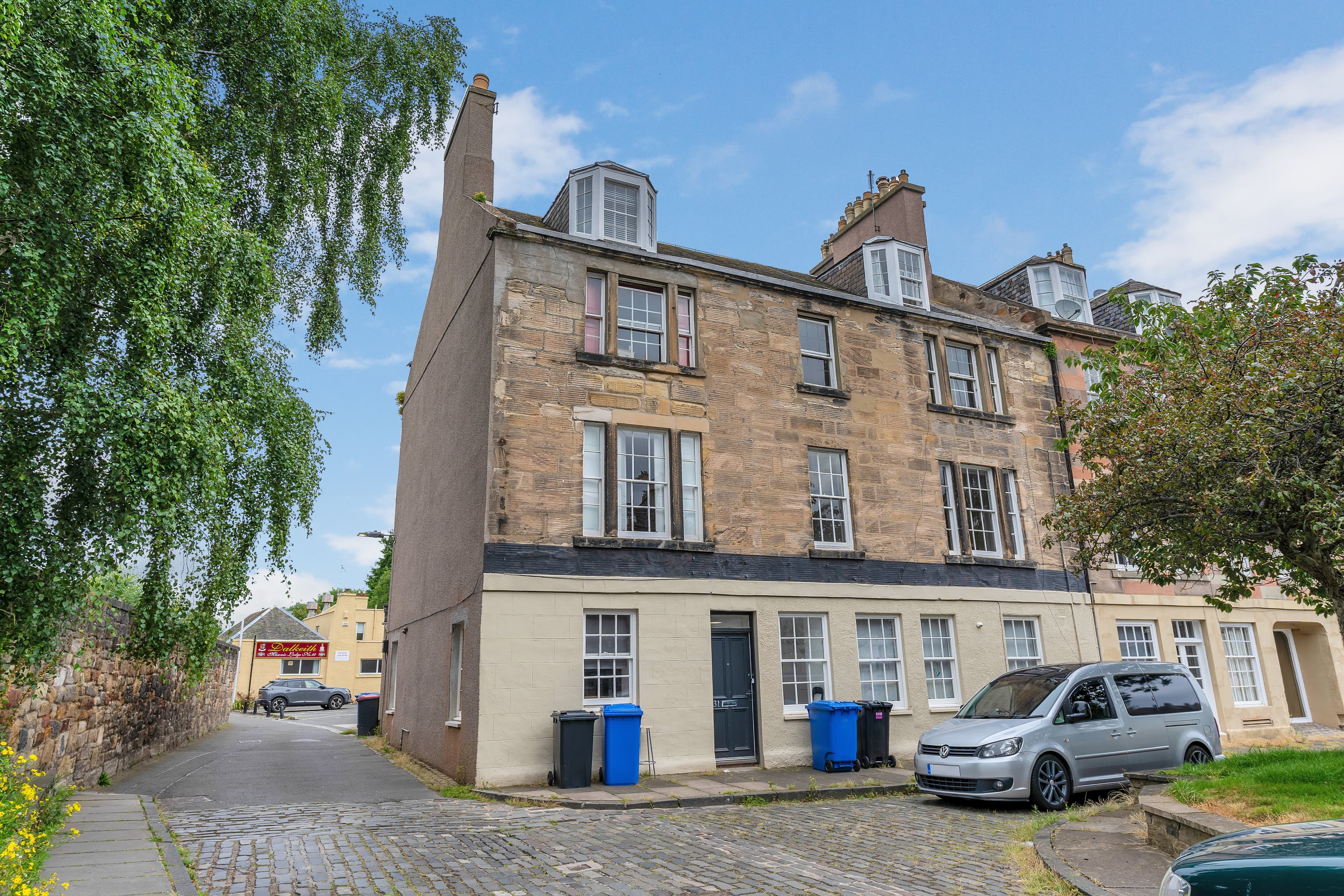 High Street, Dalkeith, EH22 1BE