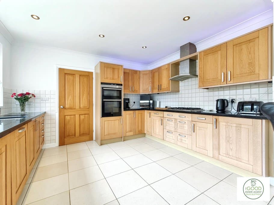 Corton Road, Lowestoft NR32 4PW