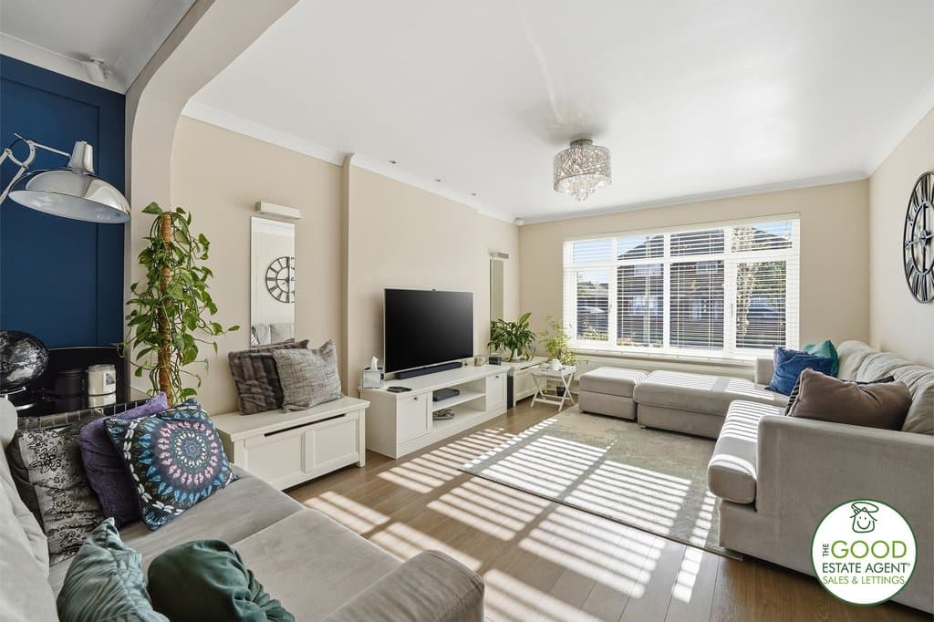 Queensway , Cheadle, SK8 3HG