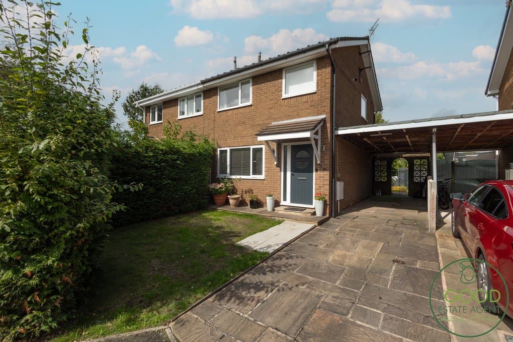 St. Clares Avenue, Preston, PR2 8GX