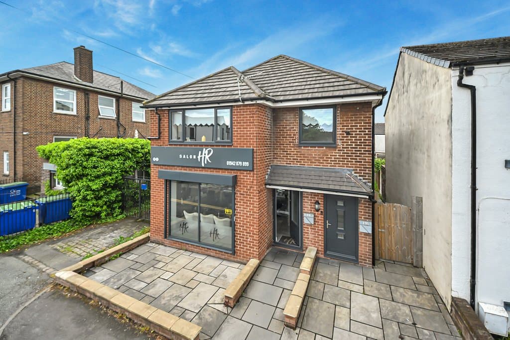 19A, Crab Tree Lane, Manchester, M46 0AU