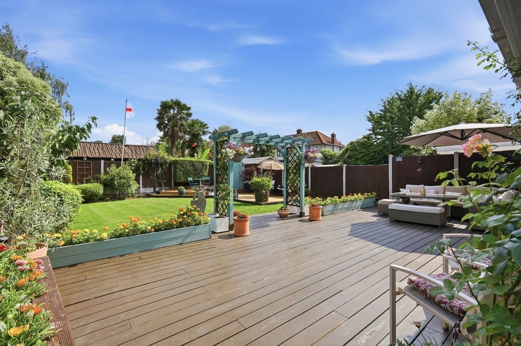 Maybank Avenue, Hornchurch, RM12 5SA