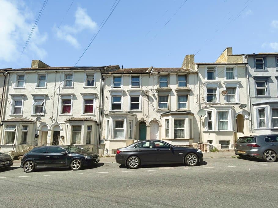 Dover Road, Folkestone, CT201JZ