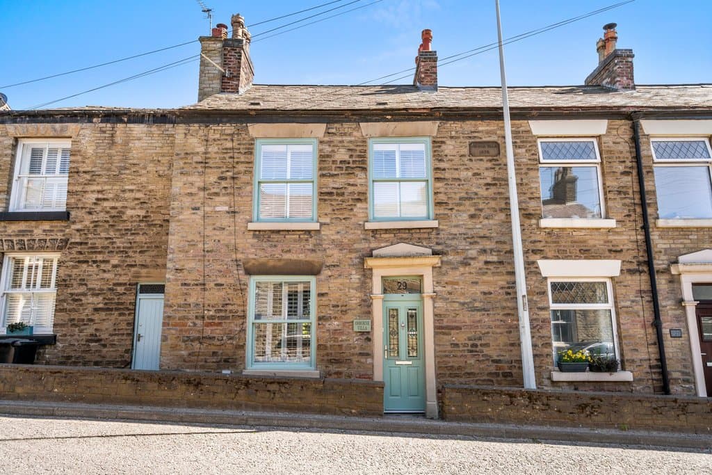 Osborne Villa, Rainow Road, Macclesfield, Cheshire, SK10 2PG