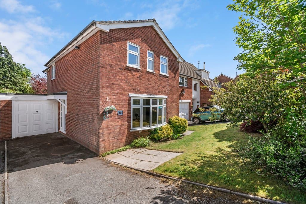 Ullswater , Macclesfield, SK11 7YW