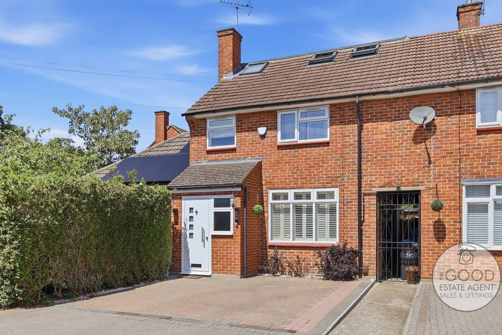 Barrington Green, Loughton, IG10 2BA