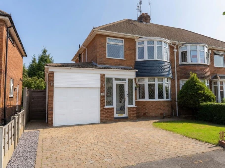 Coniston Drive, Handforth, Wilmslow, SK9 3NN
