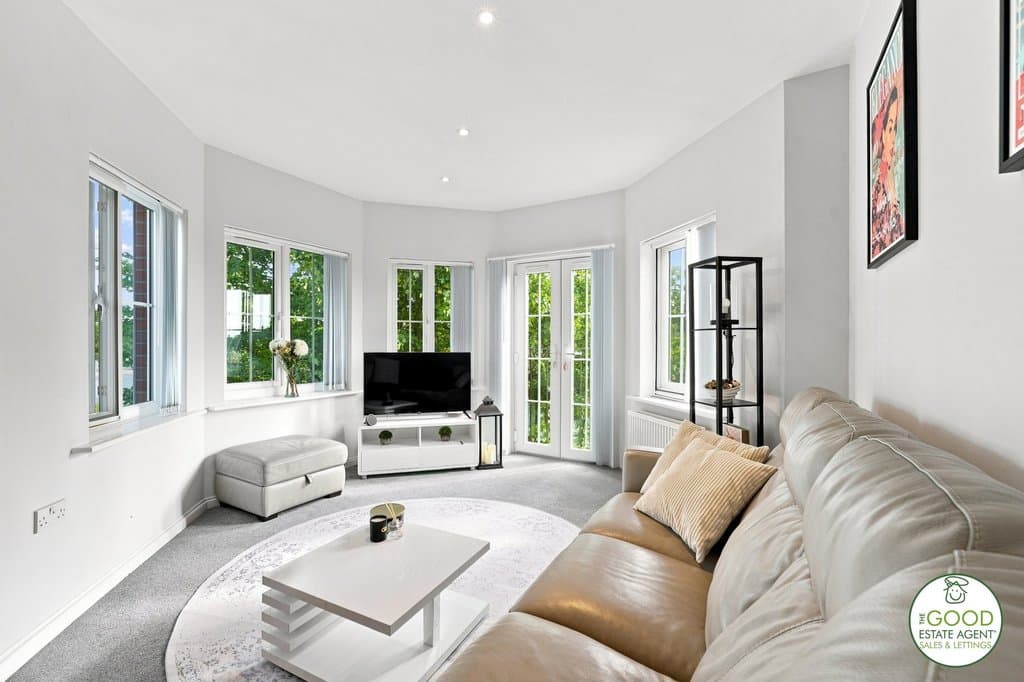 Hampton Court, Wilmslow Road Handforth, Wilmslow, SK9 3GA