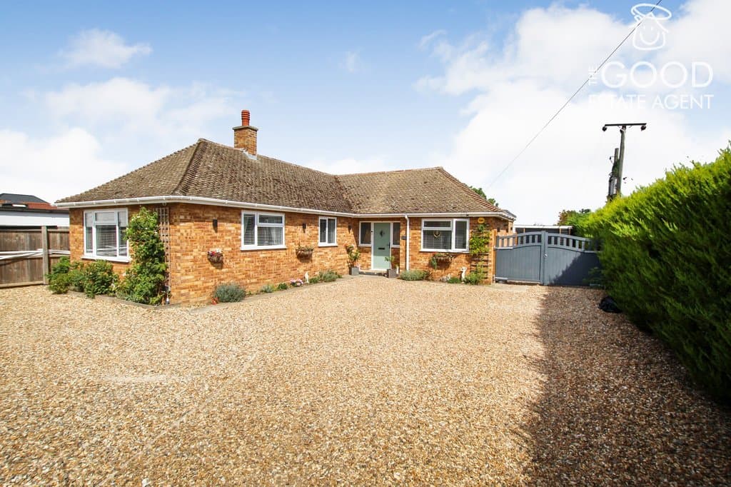 Mildenhall Road, Fordham, CB7 5NW