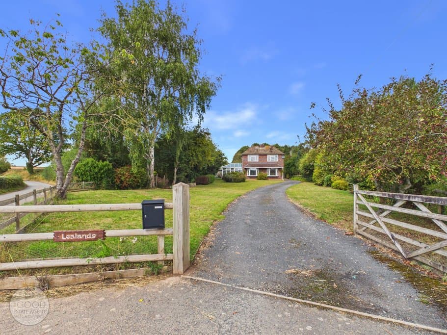 Lealands, Upper Ivington, Leominster, HR6 0JN