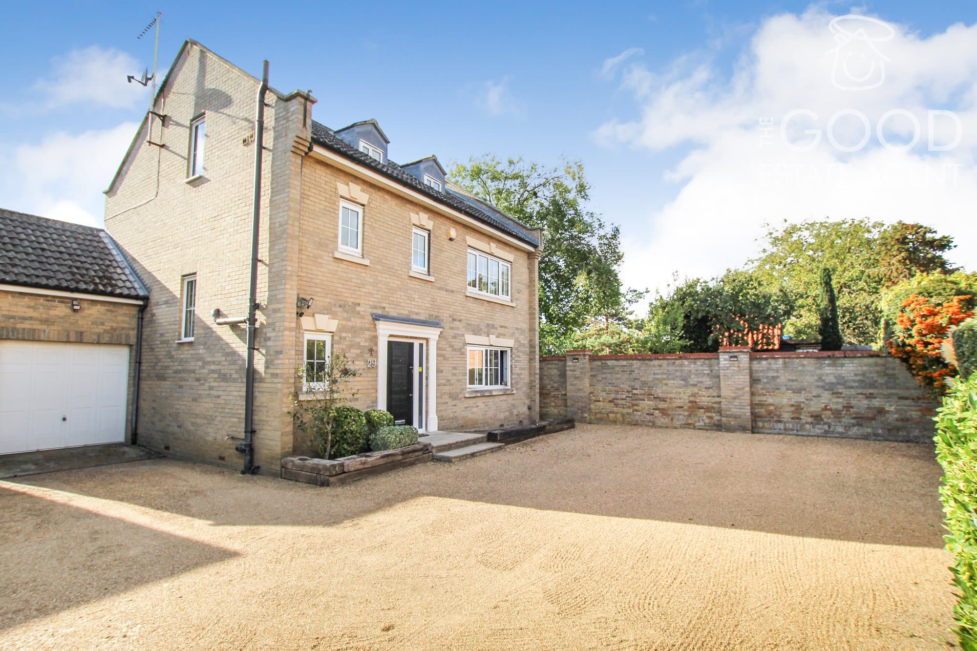 Rosebay Gardens, Soham, CB7 5YU