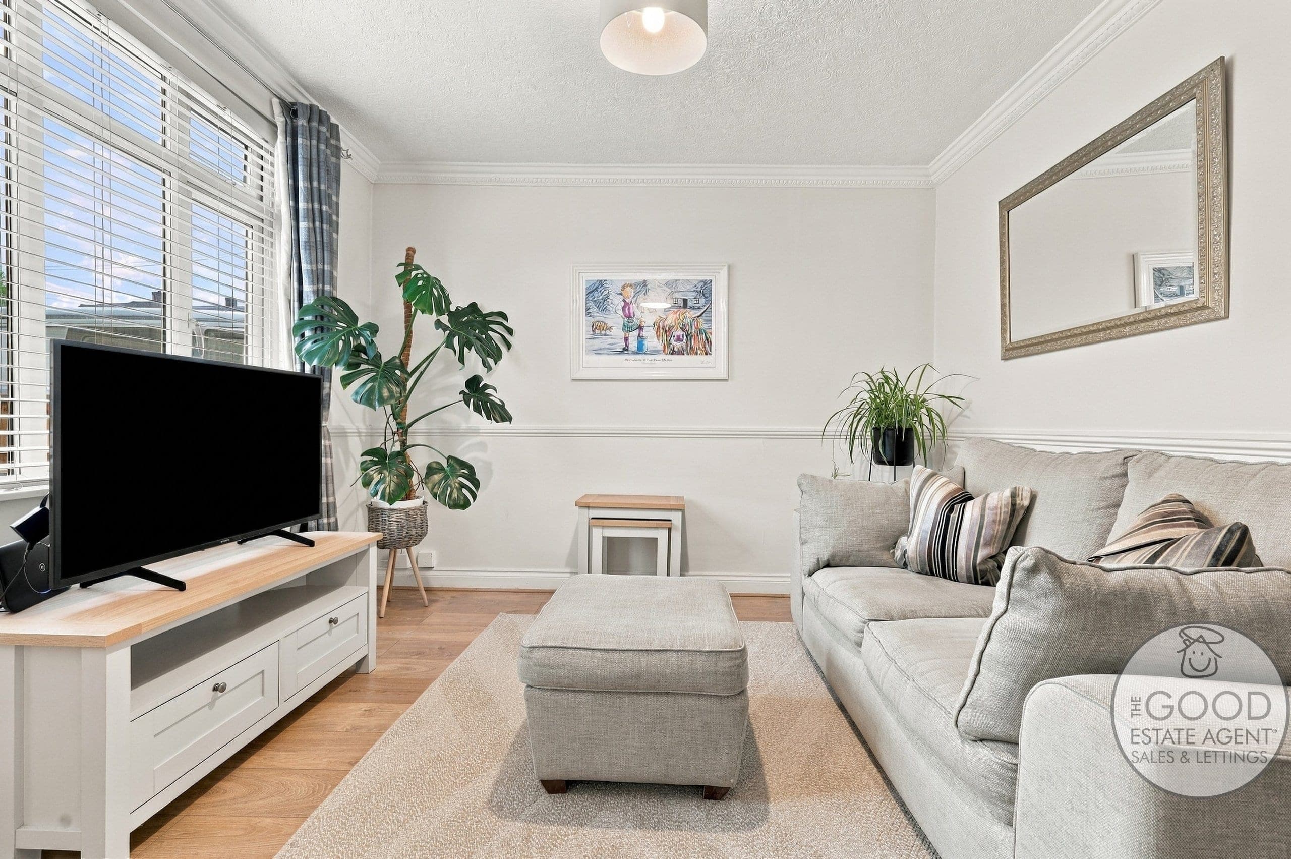 Crossfields , Loughton, IG10