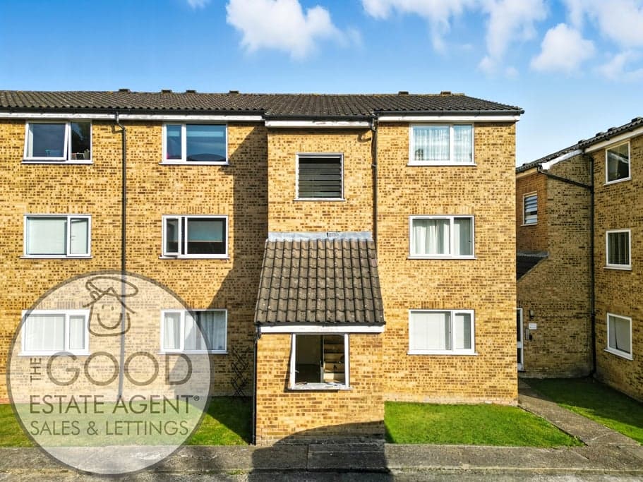 Swanshope, Loughton IG10 2NA