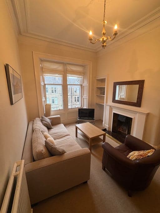 Comely Bank Avenue, Edinburgh, EH4 1EL