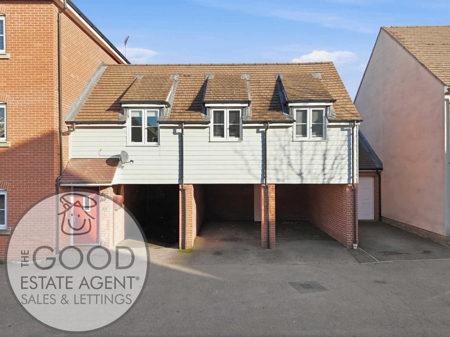 51 The Square, Loughton, IG10 3FE