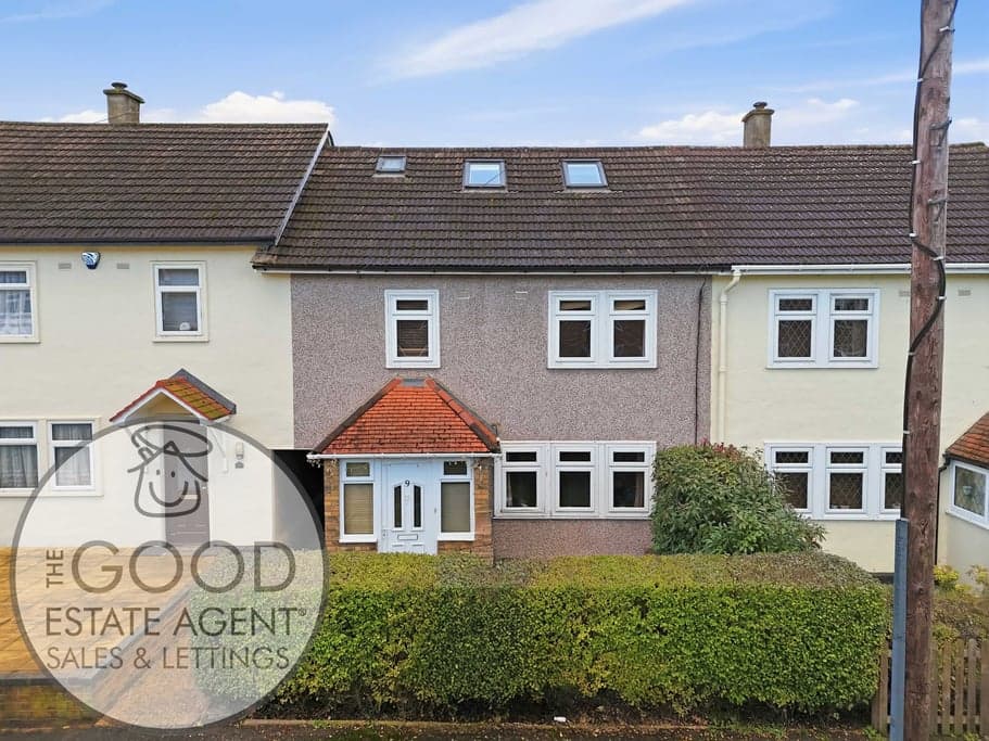 Cleland Path, Loughton IG10 2JZ