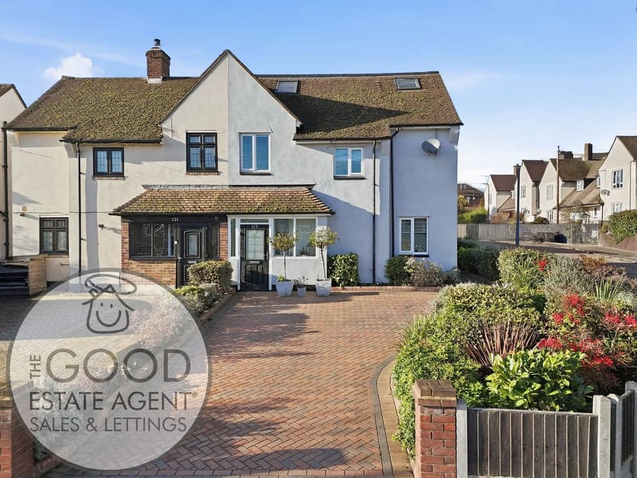 Valley Hill, Loughton, IG10 3AU